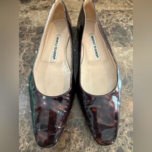 Manolo Blahnik. Tortoiseshell Flats. Size 5.5.
